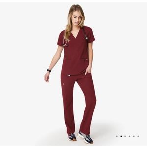 Figs Casma & Kade Set Burgundy M/MP